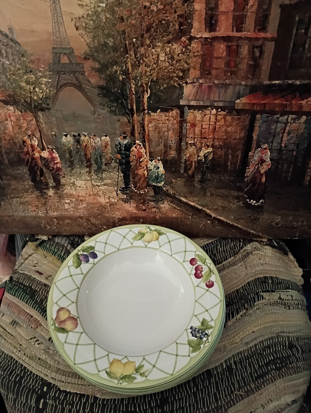 MIKASA OPTIMA- Fruit Motif Ceramic Bowl - Green Lattice Work Trim With Fruits π - Picture 3 of 5